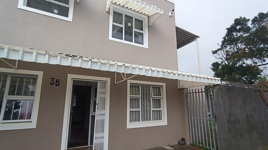 5 Bedroom Property for Sale in Yorkshire Estate Western Cape